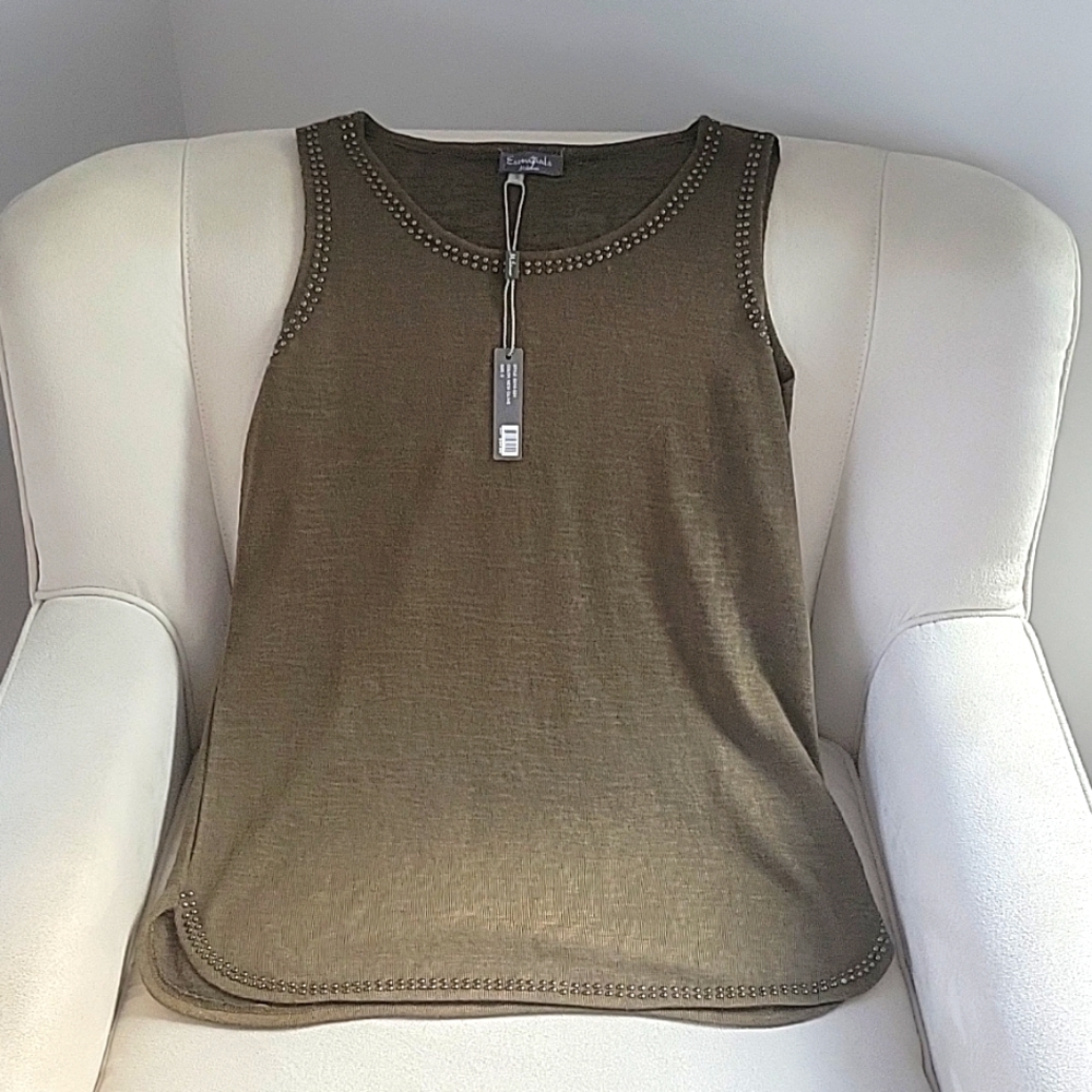 Essentials by Milano Top NEW
